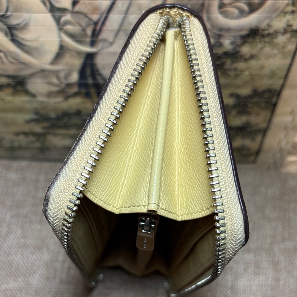 Coach Creamy Lemon Leather Zip-Around Full Size Wallet 7.5”Lx4”H - Picture 10 of 17